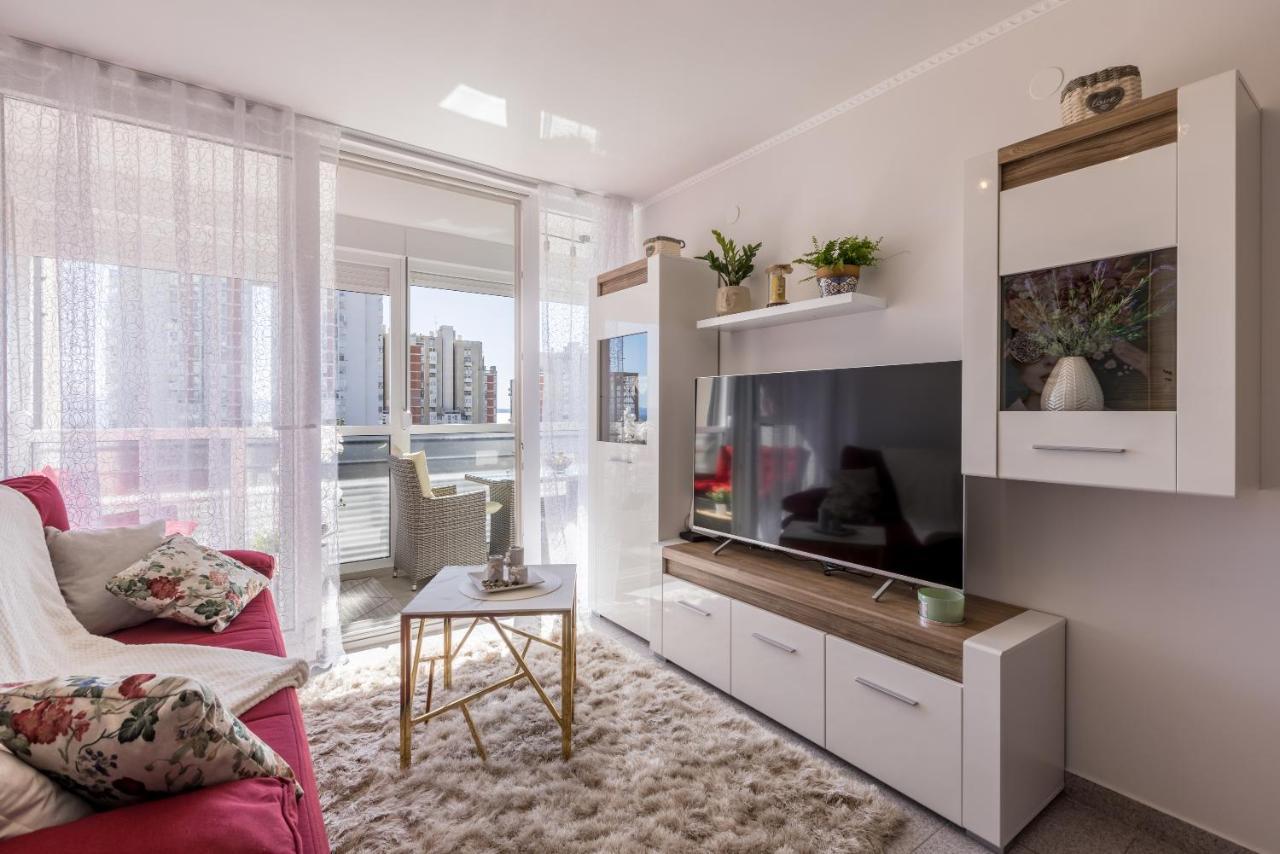 Apartment Desert Rose Split Ngoại thất bức ảnh
