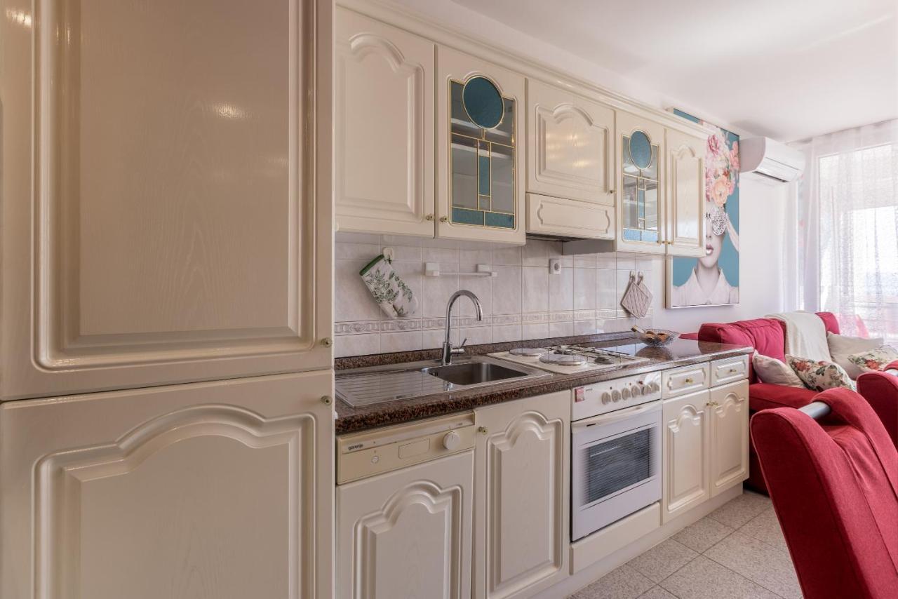Apartment Desert Rose Split Ngoại thất bức ảnh