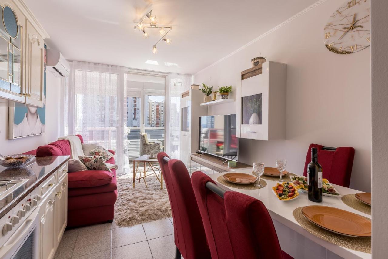 Apartment Desert Rose Split Ngoại thất bức ảnh